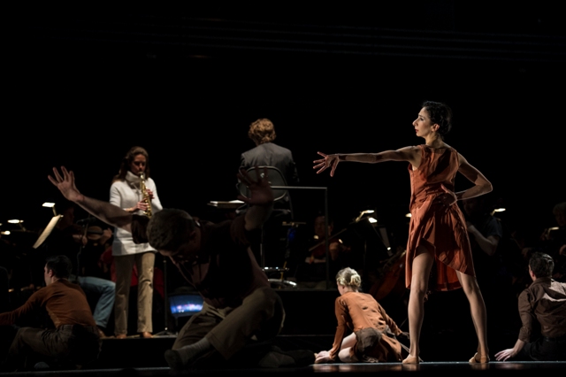 Solo Saxophonist Amy Dickson, Teddy Abrams and LB Company Dancer Erica De La O Spring Collaboration photo by Sam English 2016